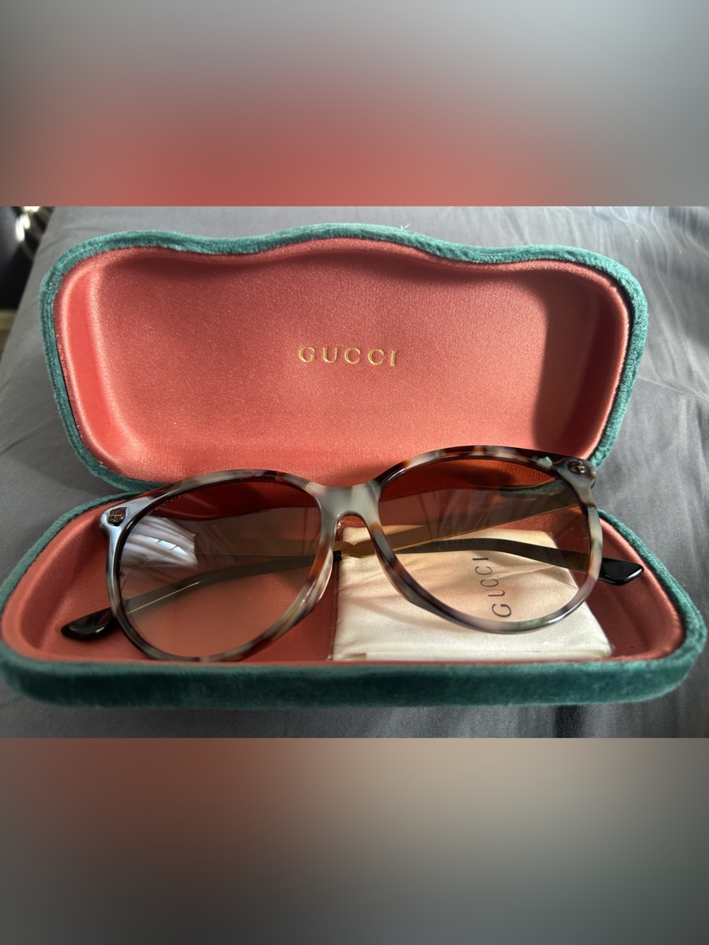 NEW Gucci Women's Tortoiseshell Frame Sunglasses
